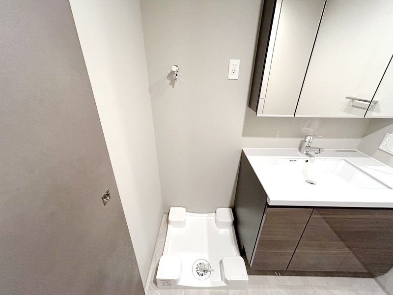 部屋探しは株式会社 タウンハウジング までお気軽にお問合せ下さい。
クレジットカード決済・首都圏を中心直営143店舗 仲介件数全国2位の豊富な実績!諸費用・審査等・何でもご相談下さい。