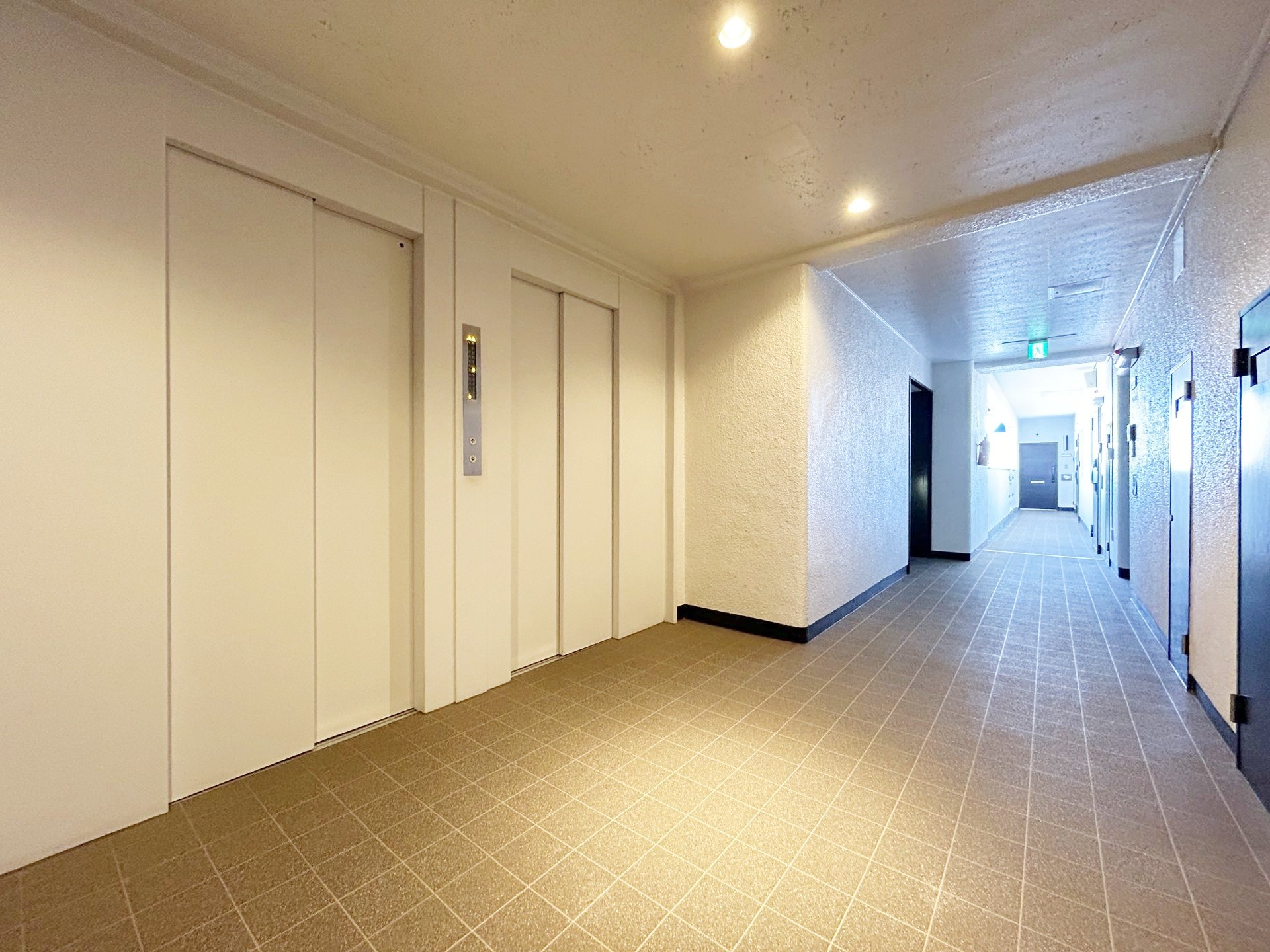 部屋探しは株式会社 タウンハウジング までお気軽にお問合せ下さい。
クレジットカード決済・首都圏を中心直営143店舗 仲介件数全国2位の豊富な実績!諸費用・審査等・何でもご相談下さい。