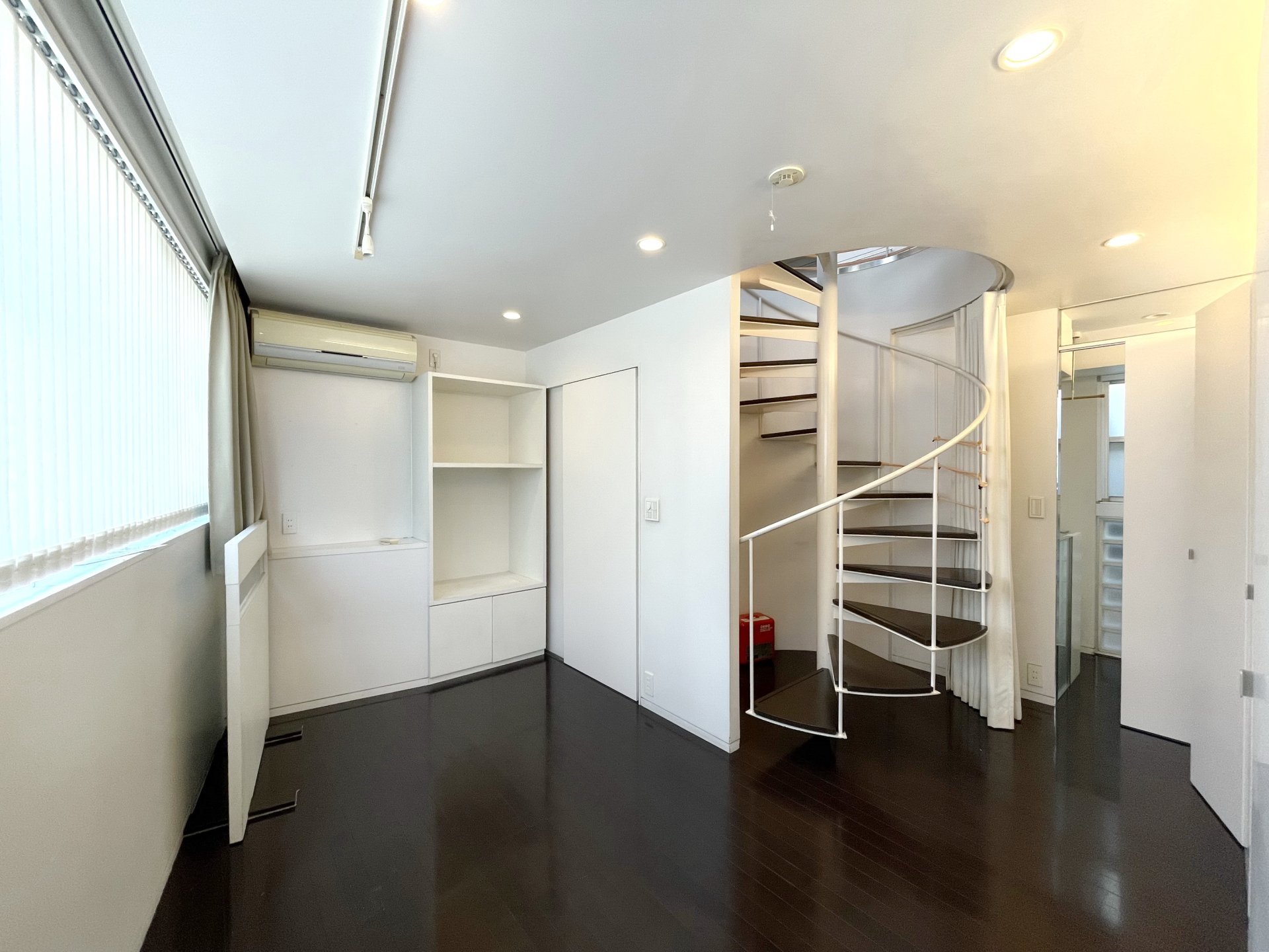 お問合せは(株)タウンハウジングレジデンス事業部【03-5563-9055】までお気軽にお問合せ下さい。