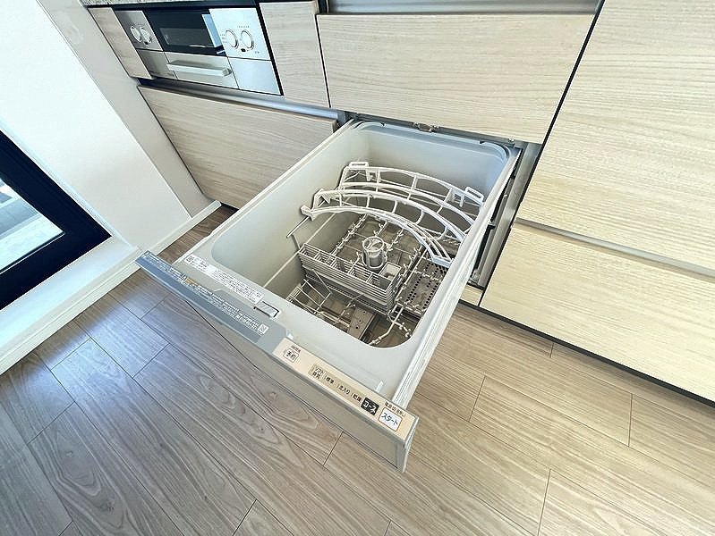 お部屋探しは株式会社 タウンハウジング までお気軽にお問合せ下さい。
クレジットカード決済・首都圏を中心直営143店舗 仲介件数全国2位の豊富な実績!諸費用・審査等・何でもご相談下さい。