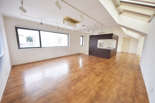 【初期費用分割・クレカ対応】一都三県のお部屋探しは2025年全国年間仲介件数ランキング5位 タウンハウジング東京にお任せ下さい。