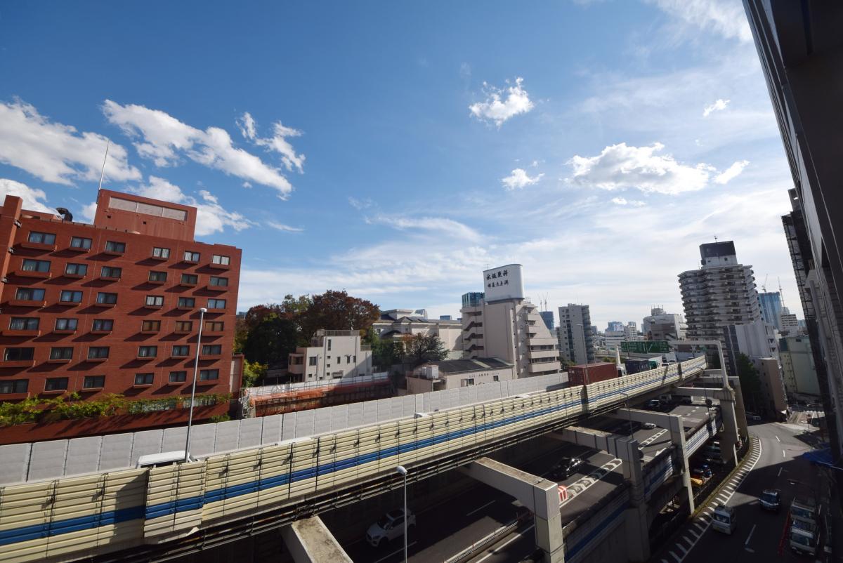 お部屋探しは株式会社 タウンハウジング までお気軽にお問合せ下さい。
クレジットカード決済・首都圏を中心直営143店舗 仲介件数全国2位の豊富な実績!諸費用・審査等・何でもご相談下さい。