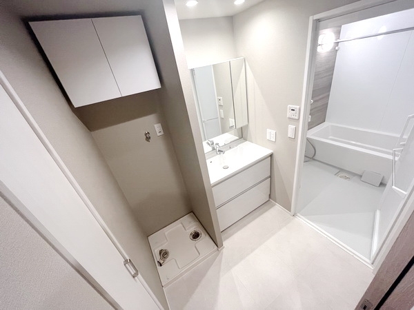 お部屋探しは株式会社 タウンハウジング までお気軽にお問合せ下さい。
クレジットカード決済・首都圏を中心直営143店舗 仲介件数全国2位の豊富な実績!諸費用・審査等・何でもご相談下さい。