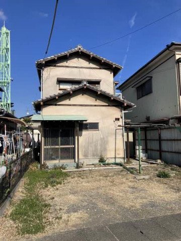 前面道路含む外観