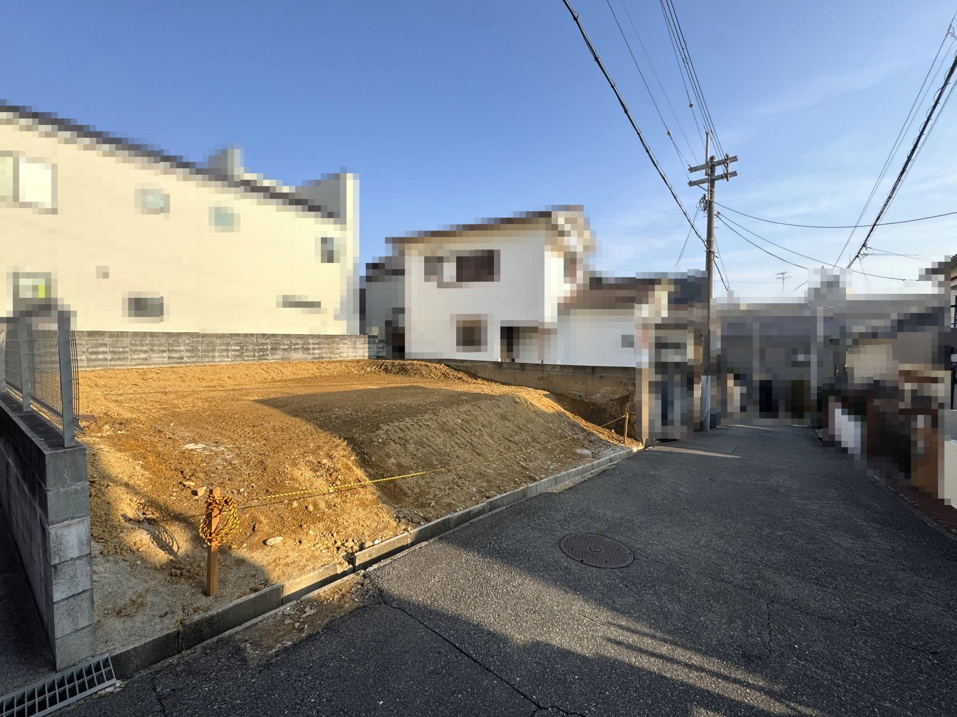 前面道路含む外観