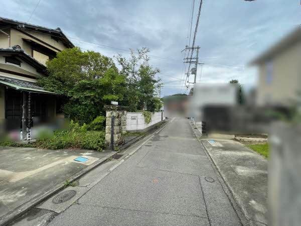 前面道路含む外観