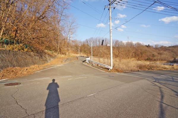 前面道路含む外観