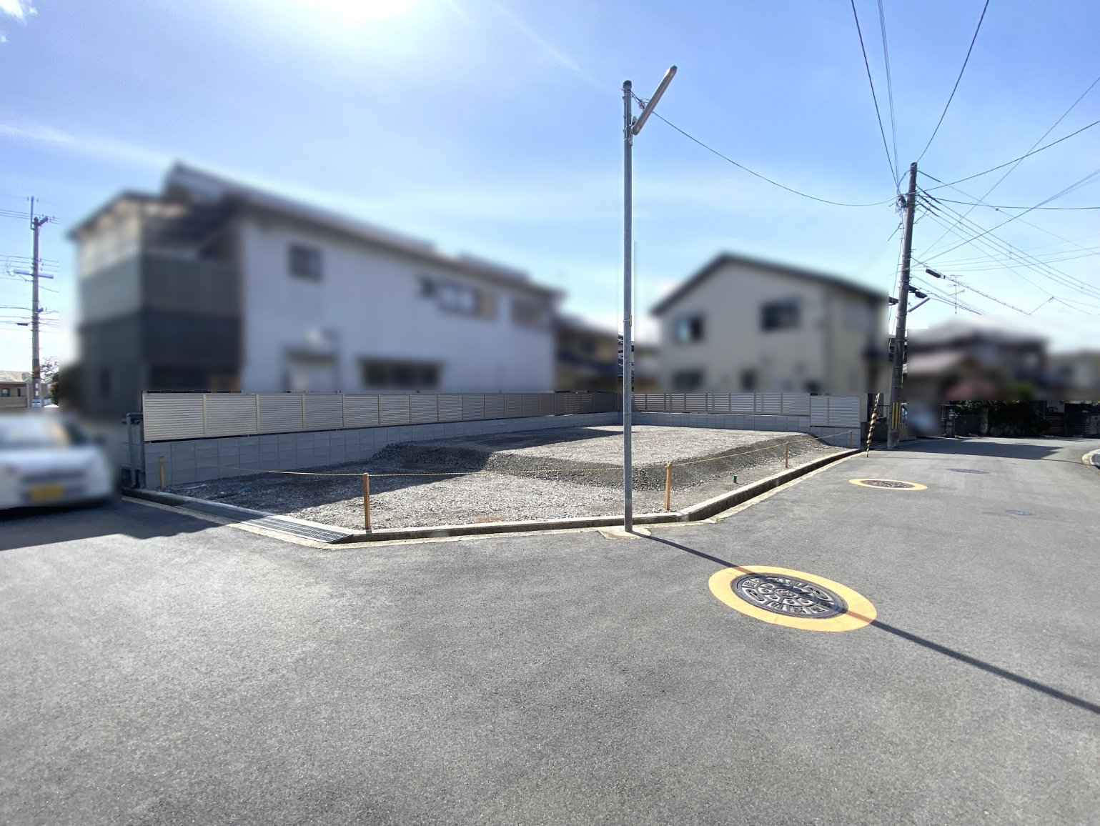 前面道路含む外観