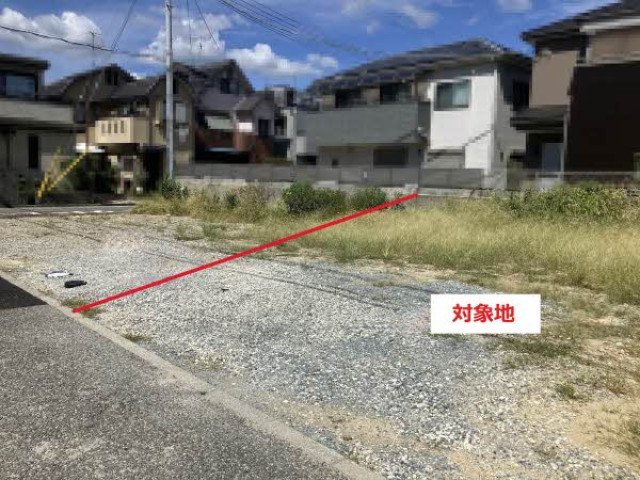 前面道路含む外観