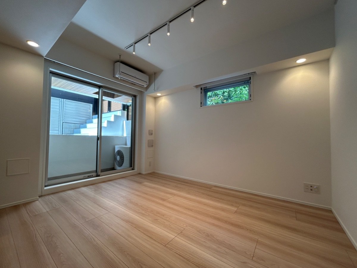 お部屋探しは株式会社 タウンハウジング までお気軽にお問合せ下さい。
クレジットカード決済・首都圏を中心直営143店舗 仲介件数全国2位の豊富な実績!諸費用・審査等・何でもご相談下さい。