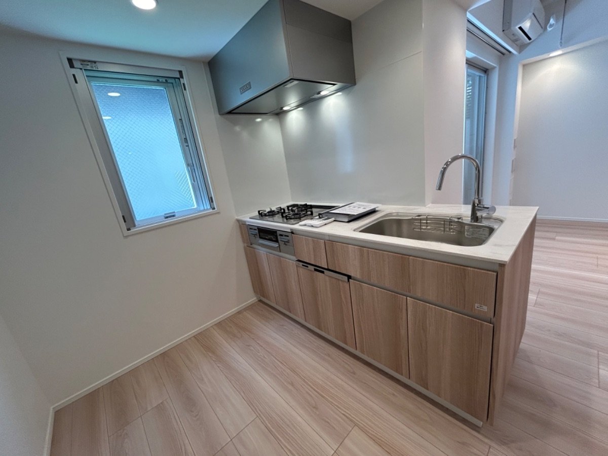 お部屋探しは株式会社 タウンハウジング までお気軽にお問合せ下さい。
クレジットカード決済・首都圏を中心直営143店舗 仲介件数全国2位の豊富な実績!諸費用・審査等・何でもご相談下さい。