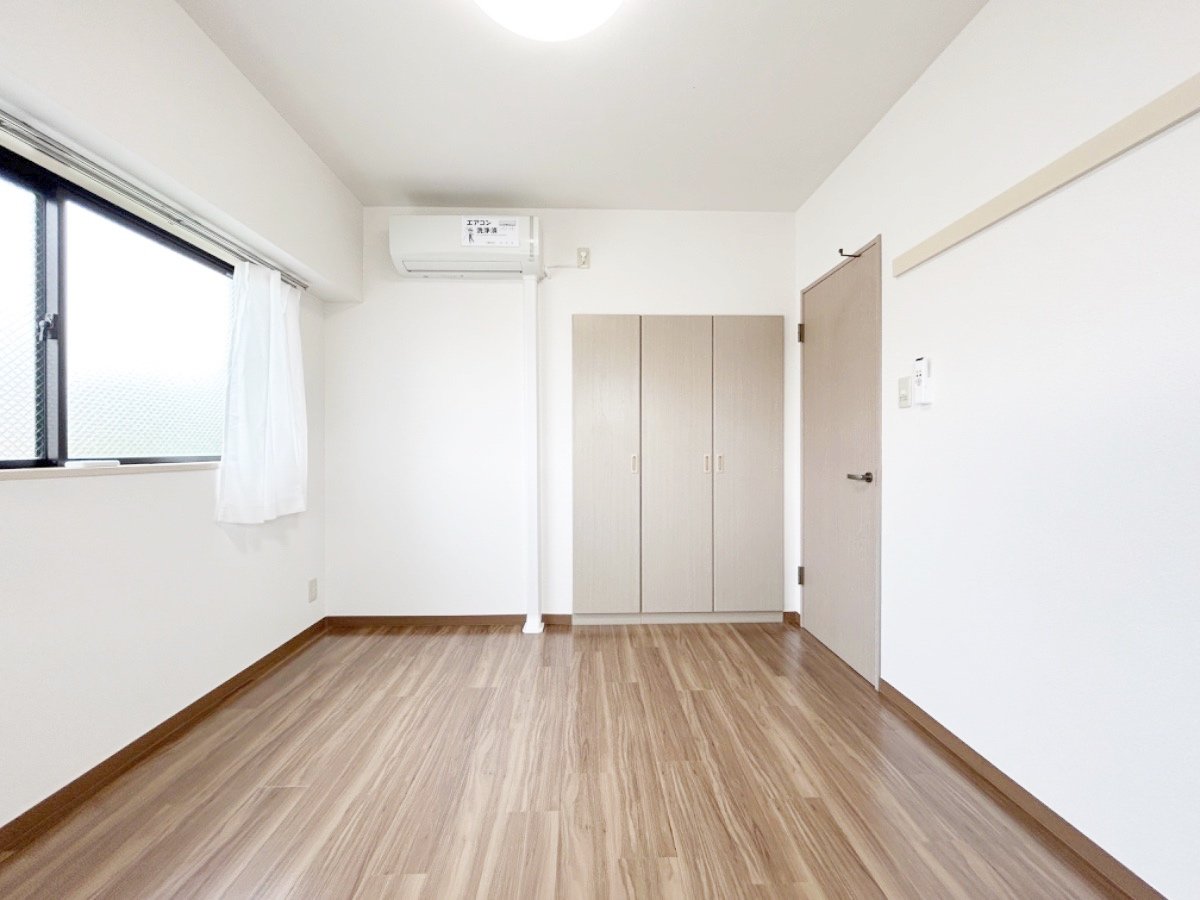 お部屋探しは株式会社 タウンハウジング までお気軽にお問合せ下さい。
クレジットカード決済・首都圏を中心直営143店舗 仲介件数全国2位の豊富な実績!諸費用・審査等・何でもご相談下さい。