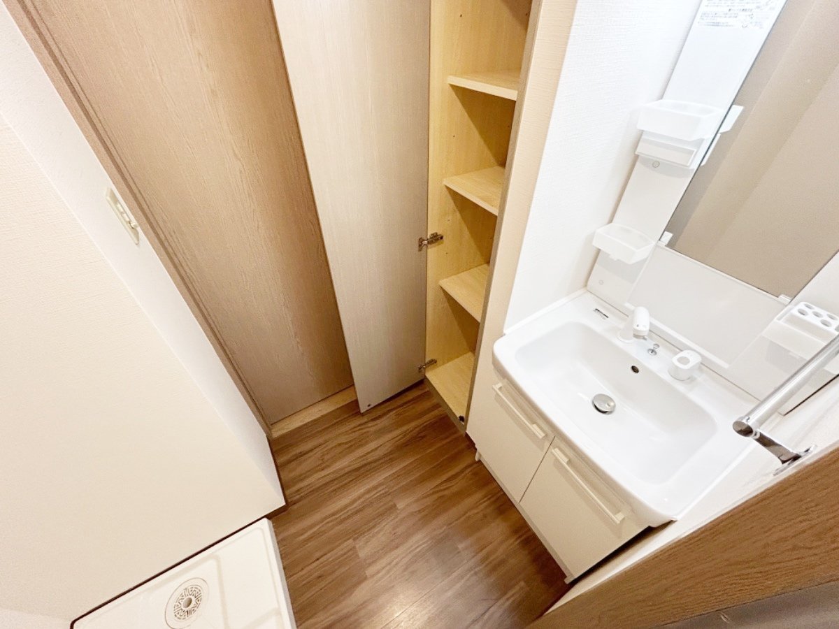 お部屋探しは株式会社 タウンハウジング までお気軽にお問合せ下さい。
クレジットカード決済・首都圏を中心直営143店舗 仲介件数全国2位の豊富な実績!諸費用・審査等・何でもご相談下さい。