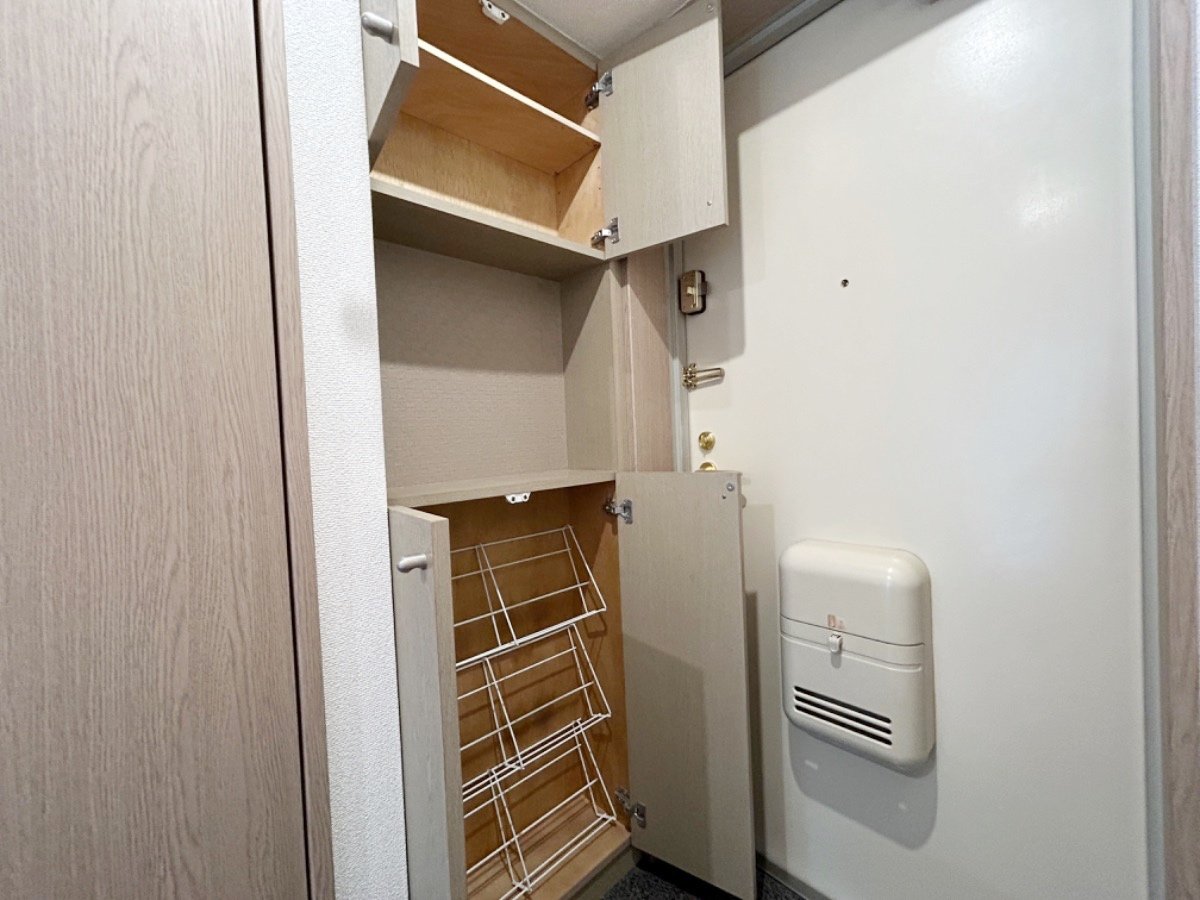 お部屋探しは株式会社 タウンハウジング までお気軽にお問合せ下さい。
クレジットカード決済・首都圏を中心直営143店舗 仲介件数全国2位の豊富な実績!諸費用・審査等・何でもご相談下さい。