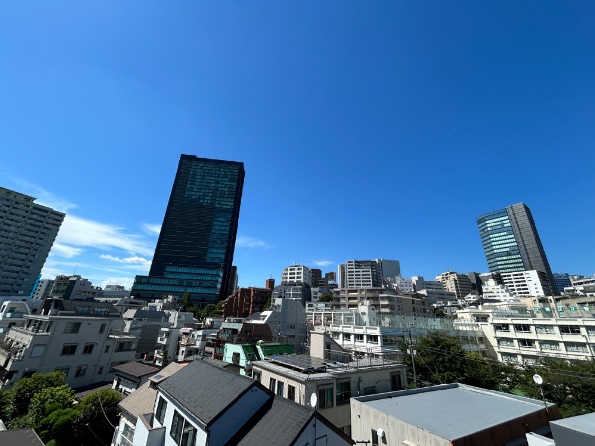 お部屋探しは株式会社 タウンハウジング までお気軽にお問合せ下さい。
クレジットカード決済・首都圏を中心直営143店舗 仲介件数全国2位の豊富な実績!諸費用・審査等・何でもご相談下さい。