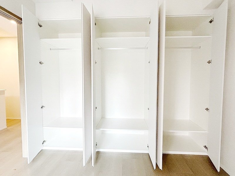 部屋探しは株式会社 タウンハウジング までお気軽にお問合せ下さい。
クレジットカード決済・首都圏を中心直営143店舗 仲介件数全国2位の豊富な実績!諸費用・審査等・何でもご相談下さい。