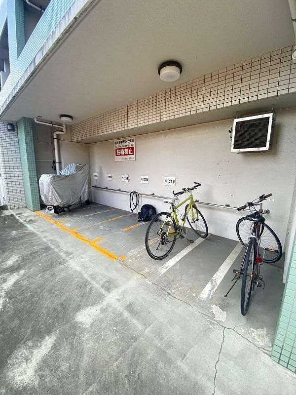 部屋探しは株式会社 タウンハウジング までお気軽にお問合せ下さい。
クレジットカード決済・首都圏を中心直営143店舗 仲介件数全国2位の豊富な実績!諸費用・審査等・何でもご相談下さい。