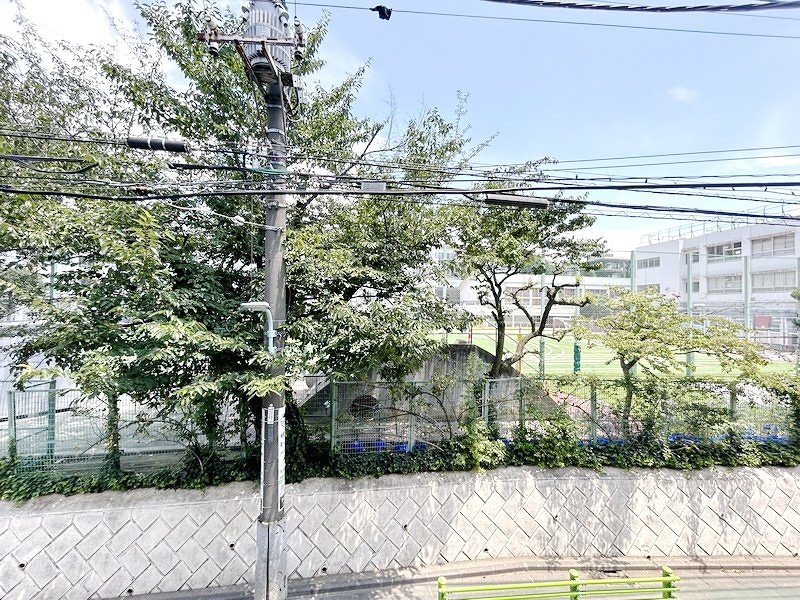 お部屋探しは株式会社 タウンハウジング までお気軽にお問合せ下さい。
クレジットカード決済・首都圏を中心直営143店舗 仲介件数全国2位の豊富な実績!諸費用・審査等・何でもご相談下さい。