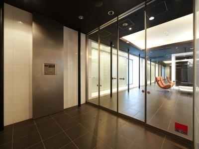 部屋探しは株式会社 タウンハウジング までお気軽にお問合せ下さい。
クレジットカード決済・首都圏を中心直営143店舗 仲介件数全国2位の豊富な実績!諸費用・審査等・何でもご相談下さい。