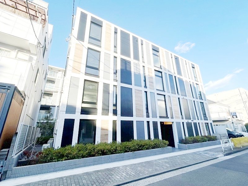 お部屋探しは株式会社 タウンハウジング までお気軽にお問合せ下さい。
クレジットカード決済・首都圏を中心直営143店舗 仲介件数全国2位の豊富な実績!諸費用・審査等・何でもご相談下さい。