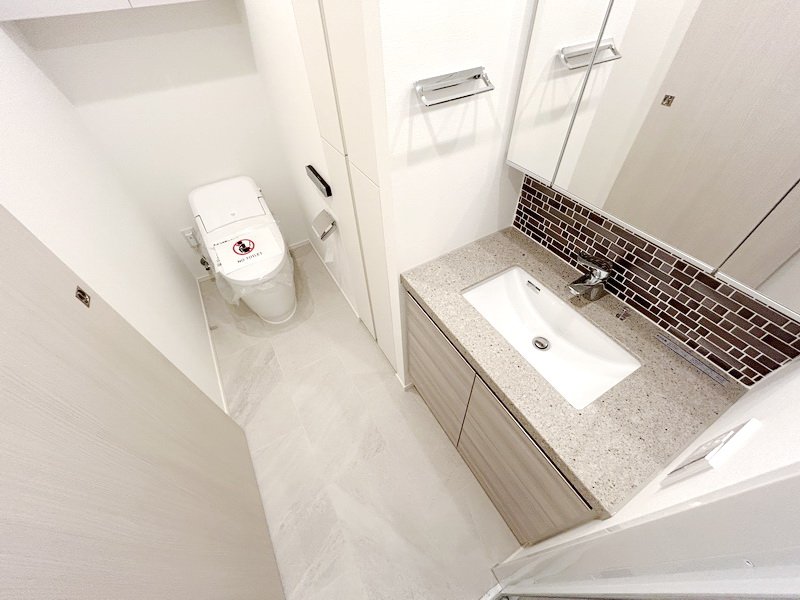 お部屋探しは株式会社 タウンハウジング までお気軽にお問合せ下さい。
クレジットカード決済・首都圏を中心直営143店舗 仲介件数全国2位の豊富な実績!諸費用・審査等・何でもご相談下さい。