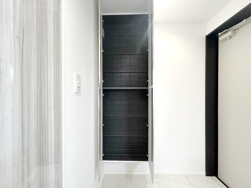 お部屋探しは株式会社 タウンハウジング までお気軽にお問合せ下さい。
クレジットカード決済・首都圏を中心直営143店舗 仲介件数全国2位の豊富な実績!諸費用・審査等・何でもご相談下さい。