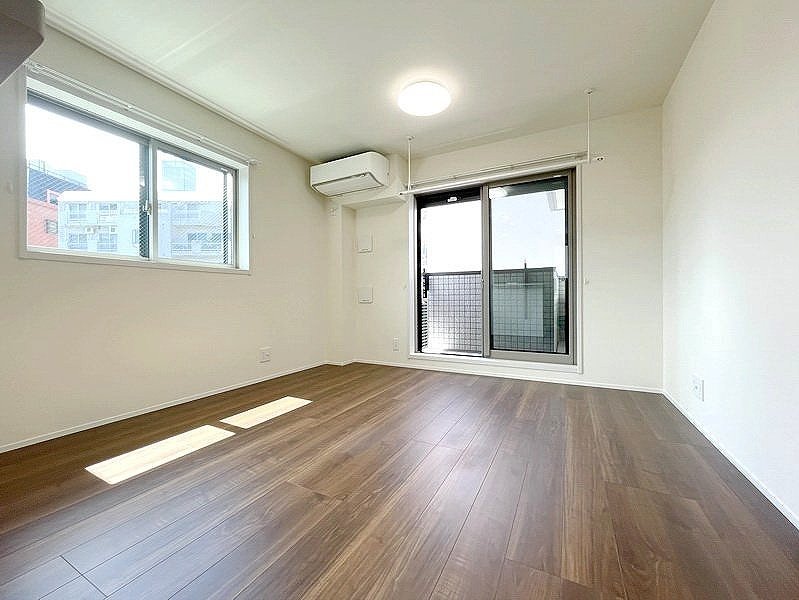 お部屋探しは株式会社 タウンハウジング までお気軽にお問合せ下さい。
クレジットカード決済・首都圏を中心直営143店舗 仲介件数全国2位の豊富な実績!諸費用・審査等・何でもご相談下さい。