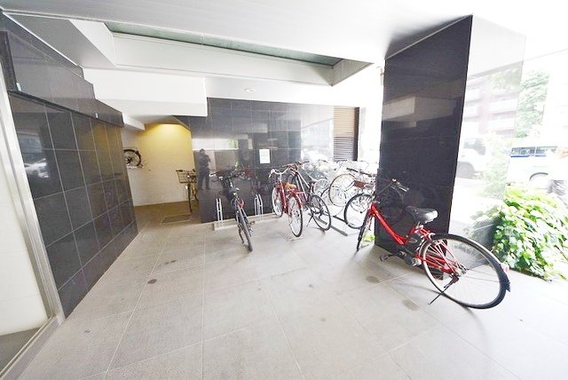 部屋探しは株式会社 タウンハウジング までお気軽にお問合せ下さい。
クレジットカード決済・首都圏を中心直営143店舗 仲介件数全国2位の豊富な実績!諸費用・審査等・何でもご相談下さい。