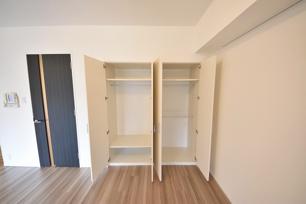 お部屋探しは株式会社 タウンハウジング までお気軽にお問合せ下さい。
クレジットカード決済・首都圏を中心直営143店舗 仲介件数全国2位の豊富な実績!諸費用・審査等・何でもご相談下さい。