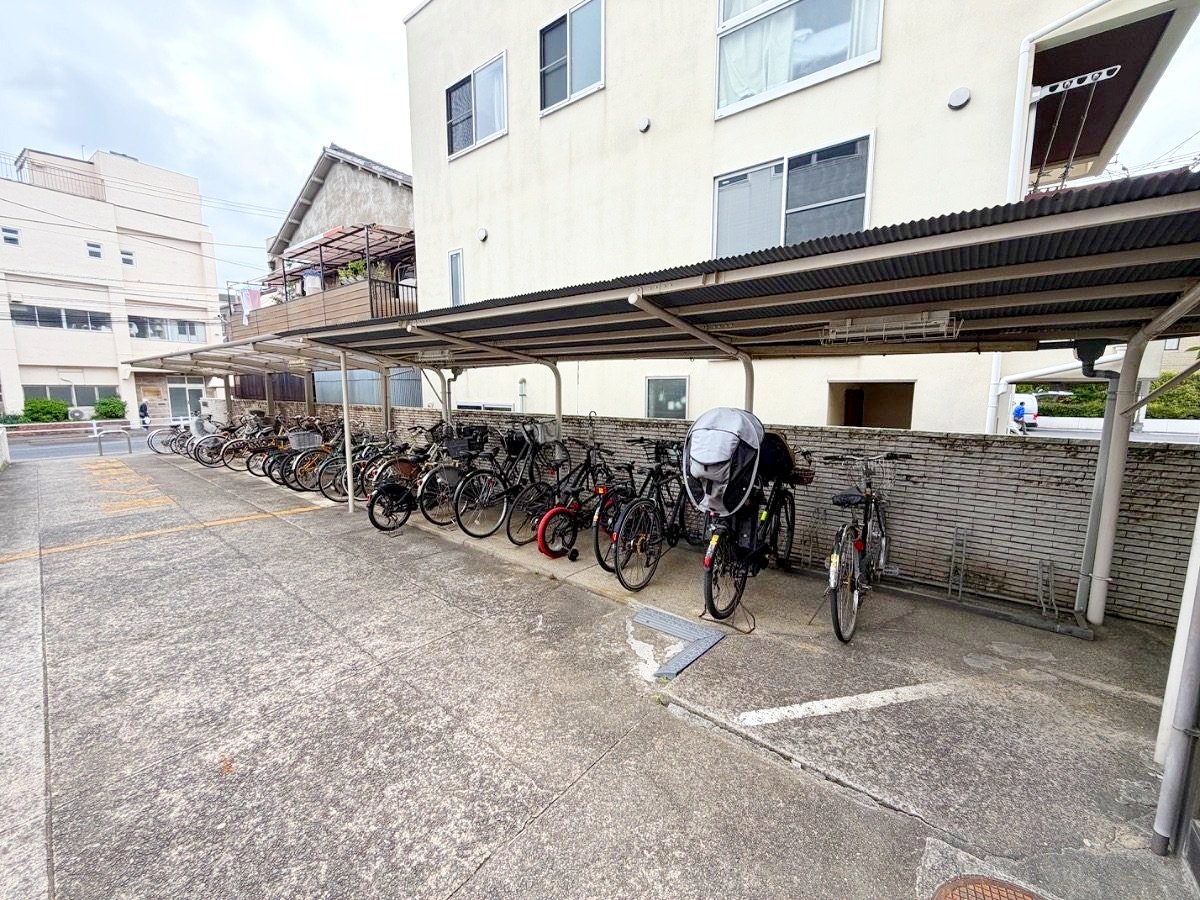 部屋探しは株式会社 タウンハウジング までお気軽にお問合せ下さい。
クレジットカード決済・首都圏を中心直営143店舗 仲介件数全国2位の豊富な実績!諸費用・審査等・何でもご相談下さい。