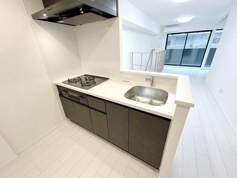 お部屋探しは株式会社 タウンハウジング までお気軽にお問合せ下さい。
クレジットカード決済・首都圏を中心直営143店舗 仲介件数全国2位の豊富な実績!諸費用・審査等・何でもご相談下さい。