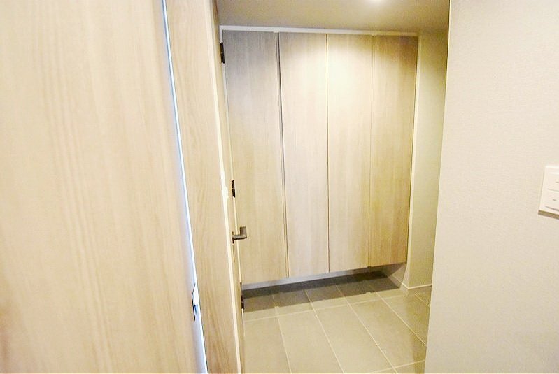 お部屋探しは株式会社 タウンハウジング までお気軽にお問合せ下さい。
クレジットカード決済・首都圏を中心直営143店舗 仲介件数全国2位の豊富な実績!諸費用・審査等・何でもご相談下さい。