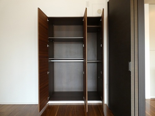 お部屋探しは株式会社 タウンハウジング までお気軽にお問合せ下さい。
クレジットカード決済・首都圏を中心直営143店舗 仲介件数全国2位の豊富な実績!諸費用・審査等・何でもご相談下さい。