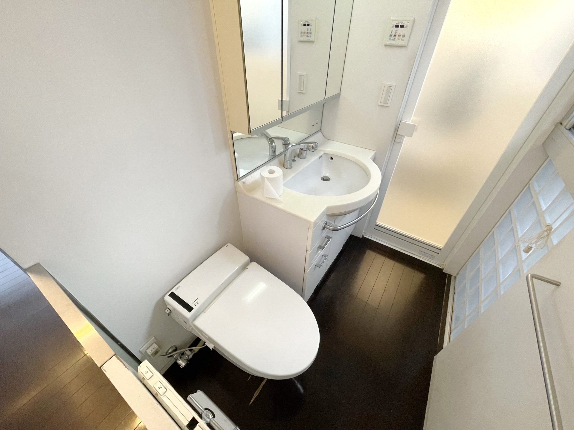 お問合せは(株)タウンハウジングレジデンス事業部【03-5563-9055】までお気軽にお問合せ下さい。