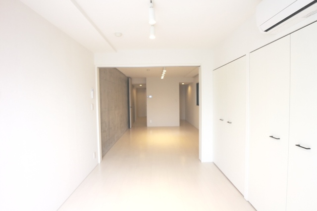 お部屋探しは株式会社 タウンハウジング までお気軽にお問合せ下さい。
クレジットカード決済・首都圏を中心直営143店舗 仲介件数全国2位の豊富な実績!諸費用・審査等・何でもご相談下さい。