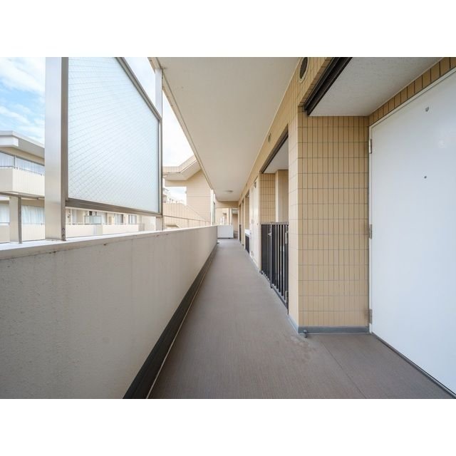 お部屋探しは株式会社 タウンハウジング までお気軽にお問合せ下さい。
クレジットカード決済・首都圏を中心直営143店舗 仲介件数全国2位の豊富な実績!諸費用・審査等・何でもご相談下さい。