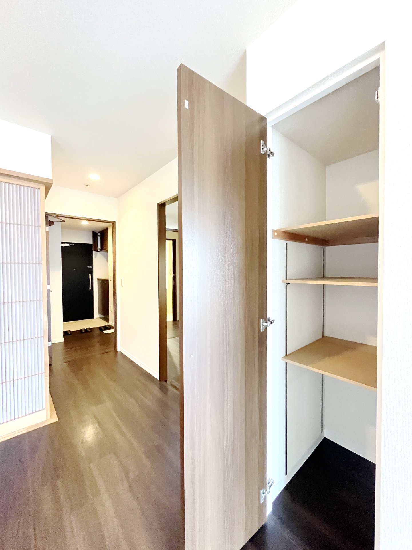 お問合せは(株)タウンハウジングレジデンス事業部【03-5563-9055】までお気軽にお問合せ下さい。