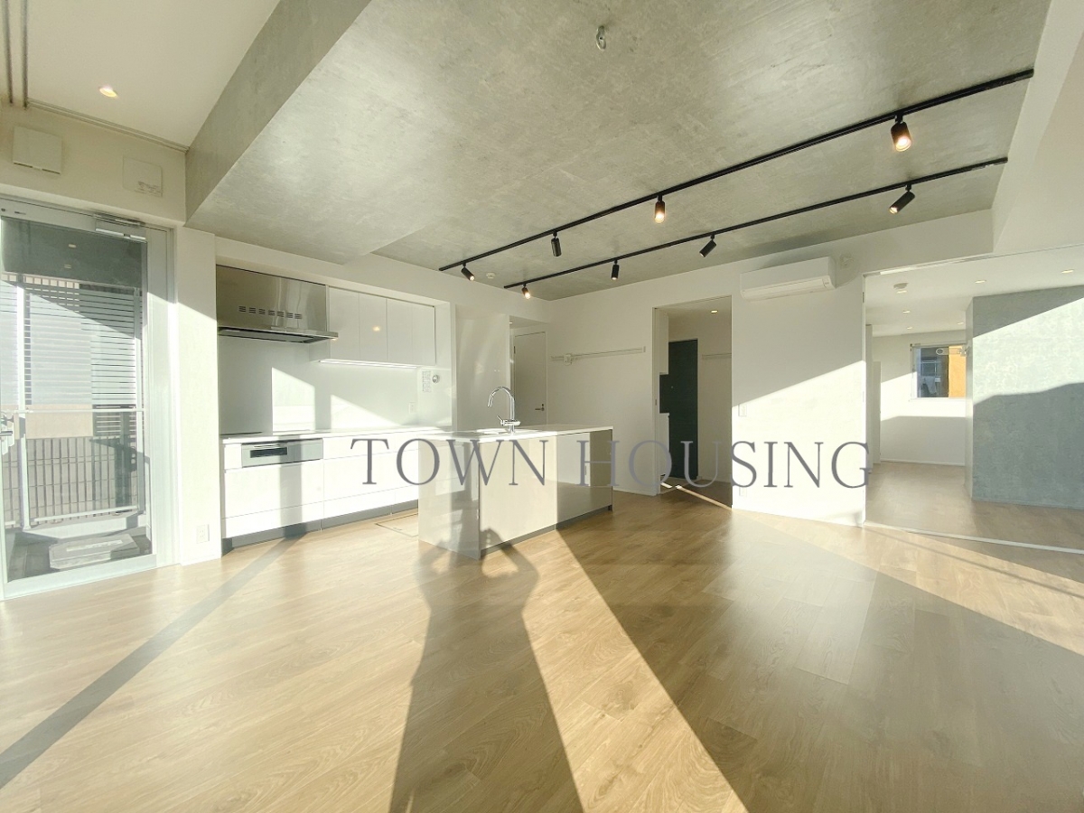 【初期費用分割・クレカ対応】一都三県のお部屋探しは2025年全国年間仲介件数ランキング2位 タウンハウジング東京にお任せ下さい。