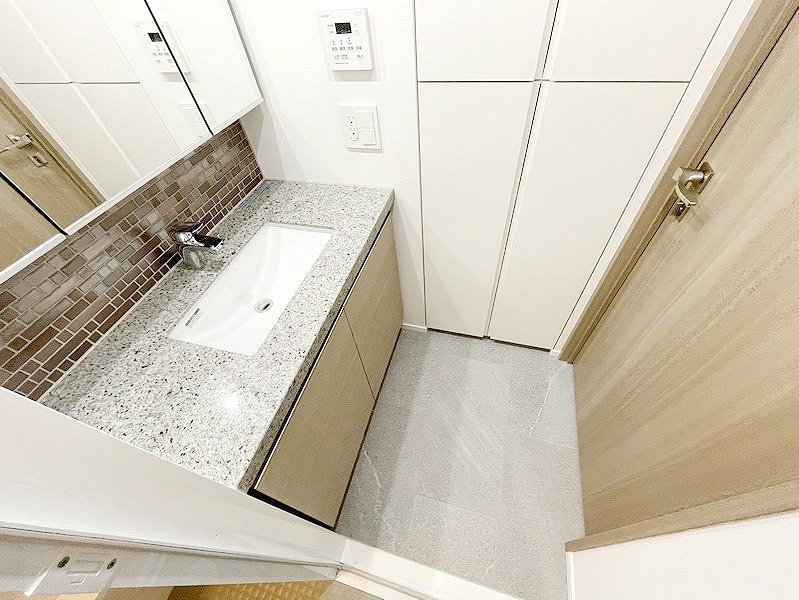 お問合せは(株)タウンハウジング赤坂店へ【03-5563-9055】までお気軽にお問合せ下さい。