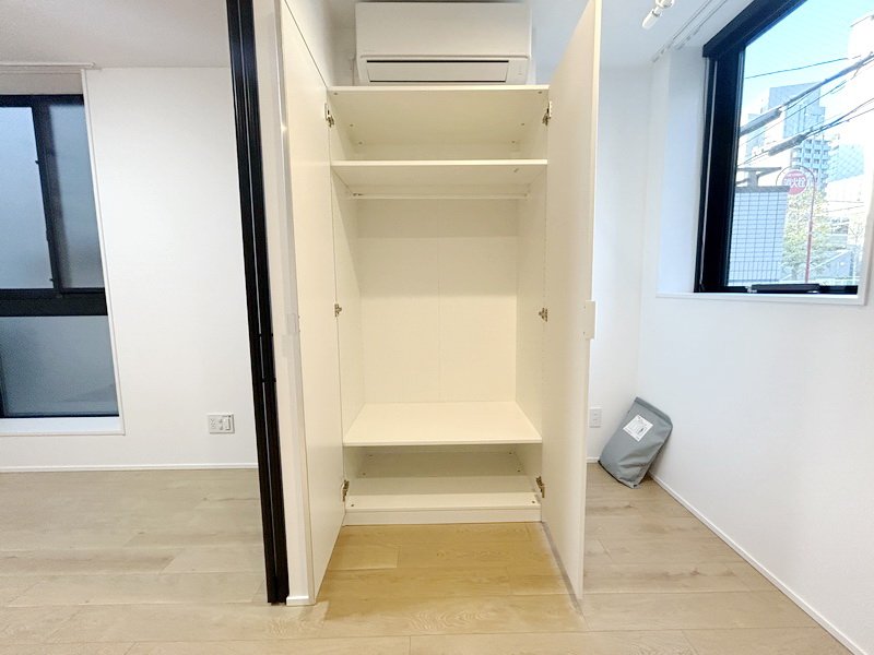 お部屋探しは株式会社 タウンハウジング までお気軽にお問合せ下さい。
クレジットカード決済・首都圏を中心直営143店舗 仲介件数全国2位の豊富な実績!諸費用・審査等・何でもご相談下さい。