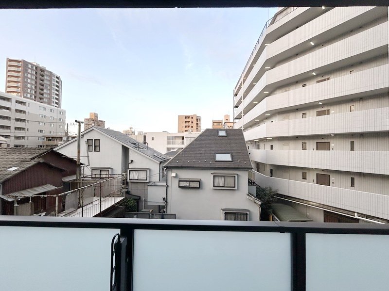 お部屋探しは株式会社 タウンハウジング までお気軽にお問合せ下さい。
クレジットカード決済・首都圏を中心直営143店舗 仲介件数全国2位の豊富な実績!諸費用・審査等・何でもご相談下さい。