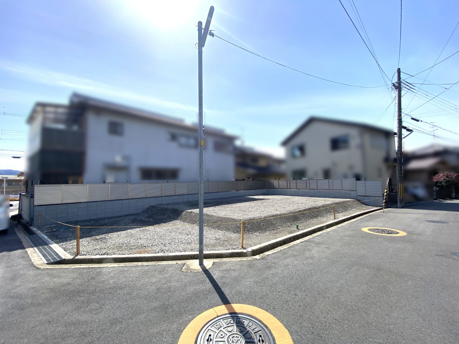 前面道路含む外観