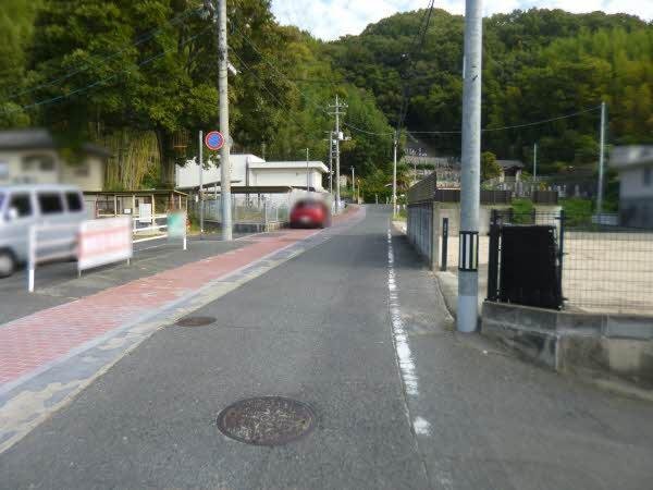 前面道路含む外観