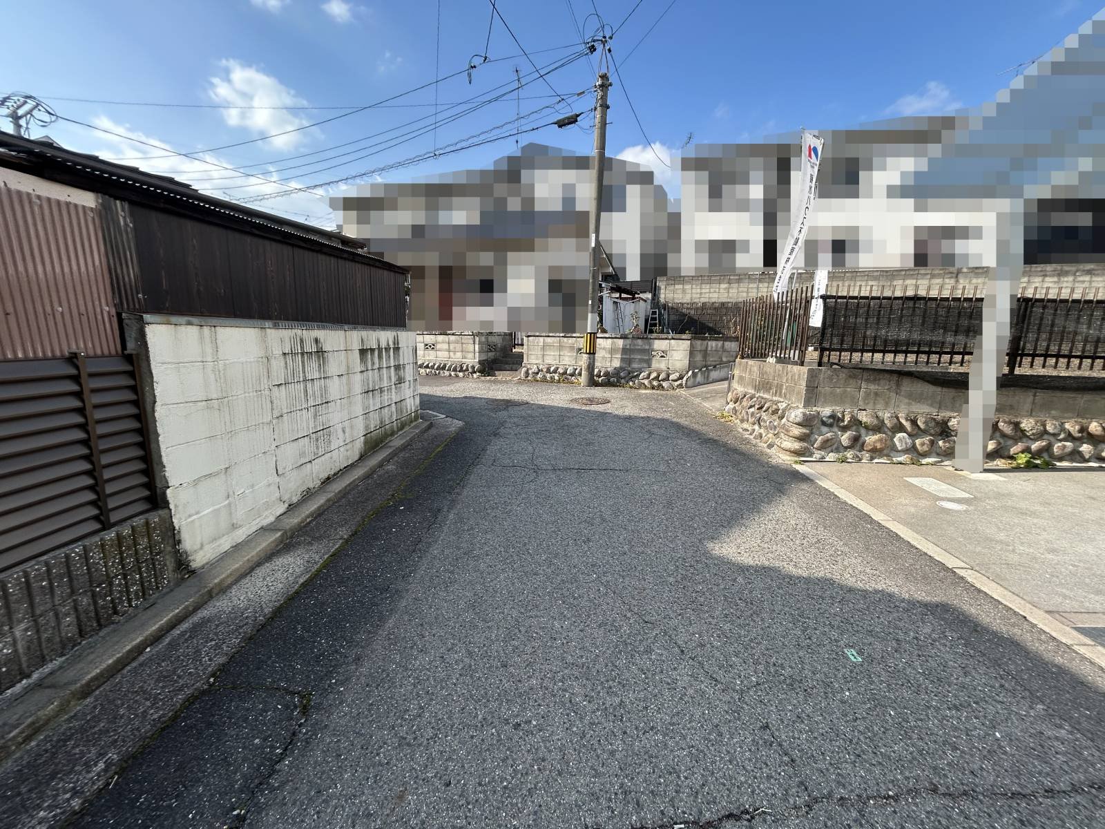 前面道路含む外観