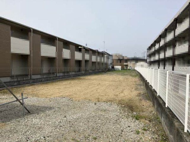 前面道路含む外観