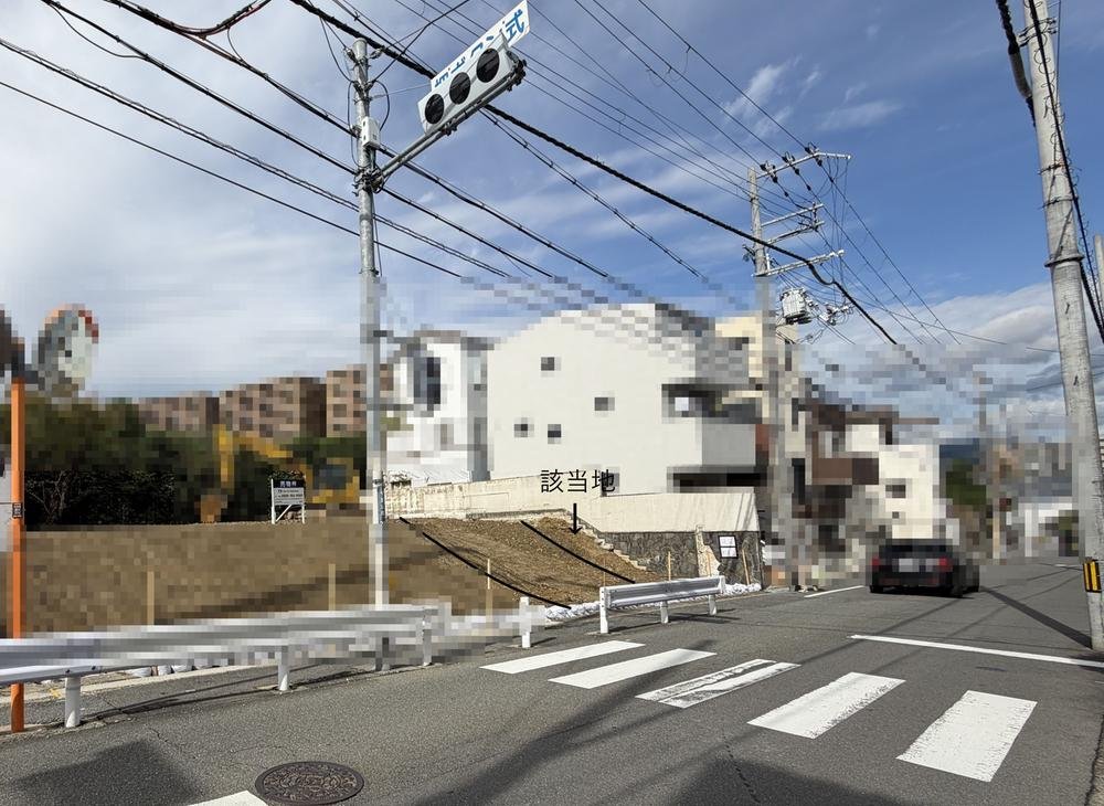 前面道路含む外観