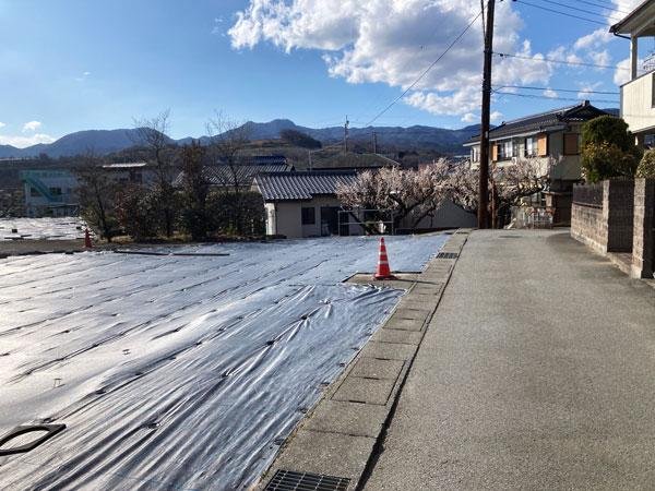 前面道路含む外観