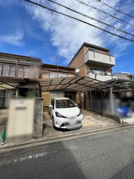 前面道路含む外観