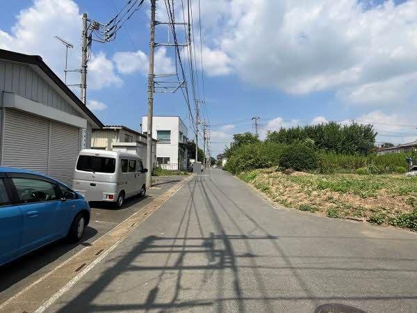 前面道路含む外観