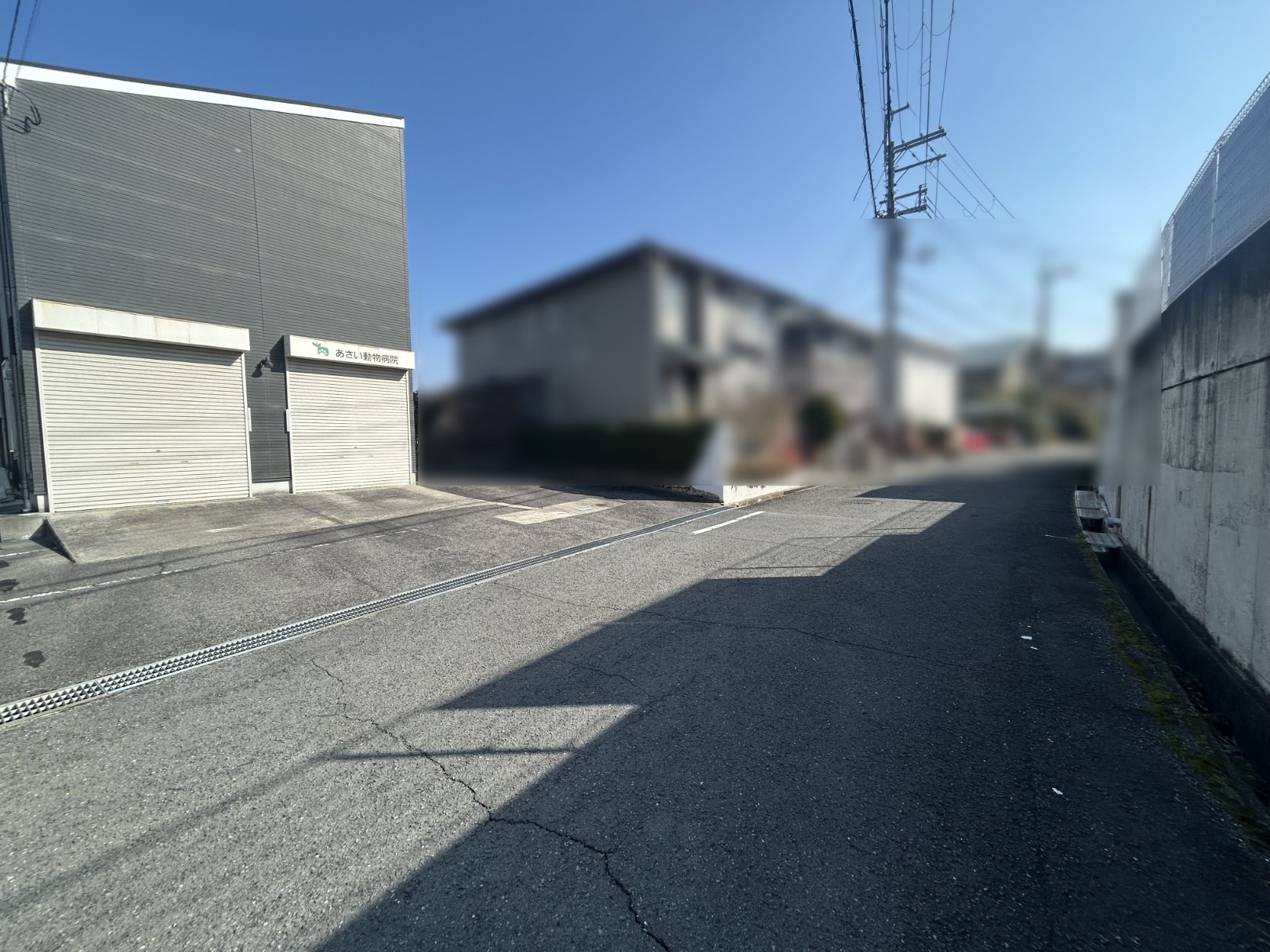 前面道路含む外観